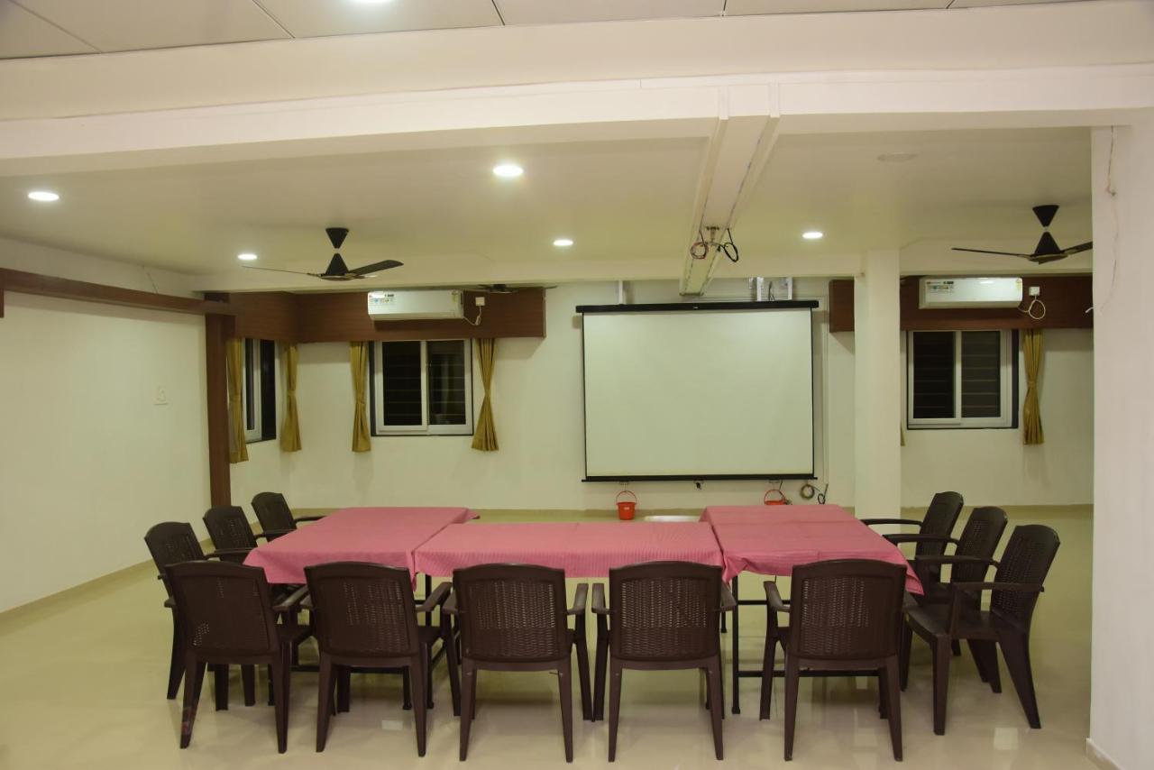 Regal Panhala Residency 호텔 외부 사진